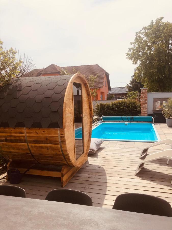 Alte Schmiede Mit Sauna, Pool Und Whirpool Im Aussenbereich Schoenstes Ferienhaus Der Lausitz Elsterheide Εξωτερικό φωτογραφία